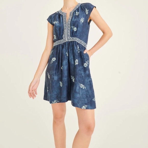 Secret Mission Mirelle Organic Cotton Embroidered Mini Dress Size Medium NWT - Picture 1 of 8